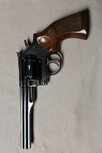 Dan Wesson 22 (L).JPG Dan Wesson 22 (L).JPG