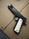 2025 12 27 LB Sheker new grips.jpeg