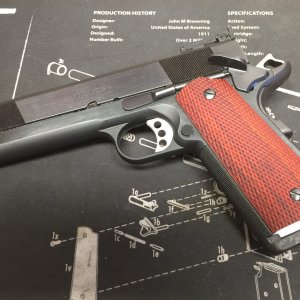 LB_Mono-04.jpg
